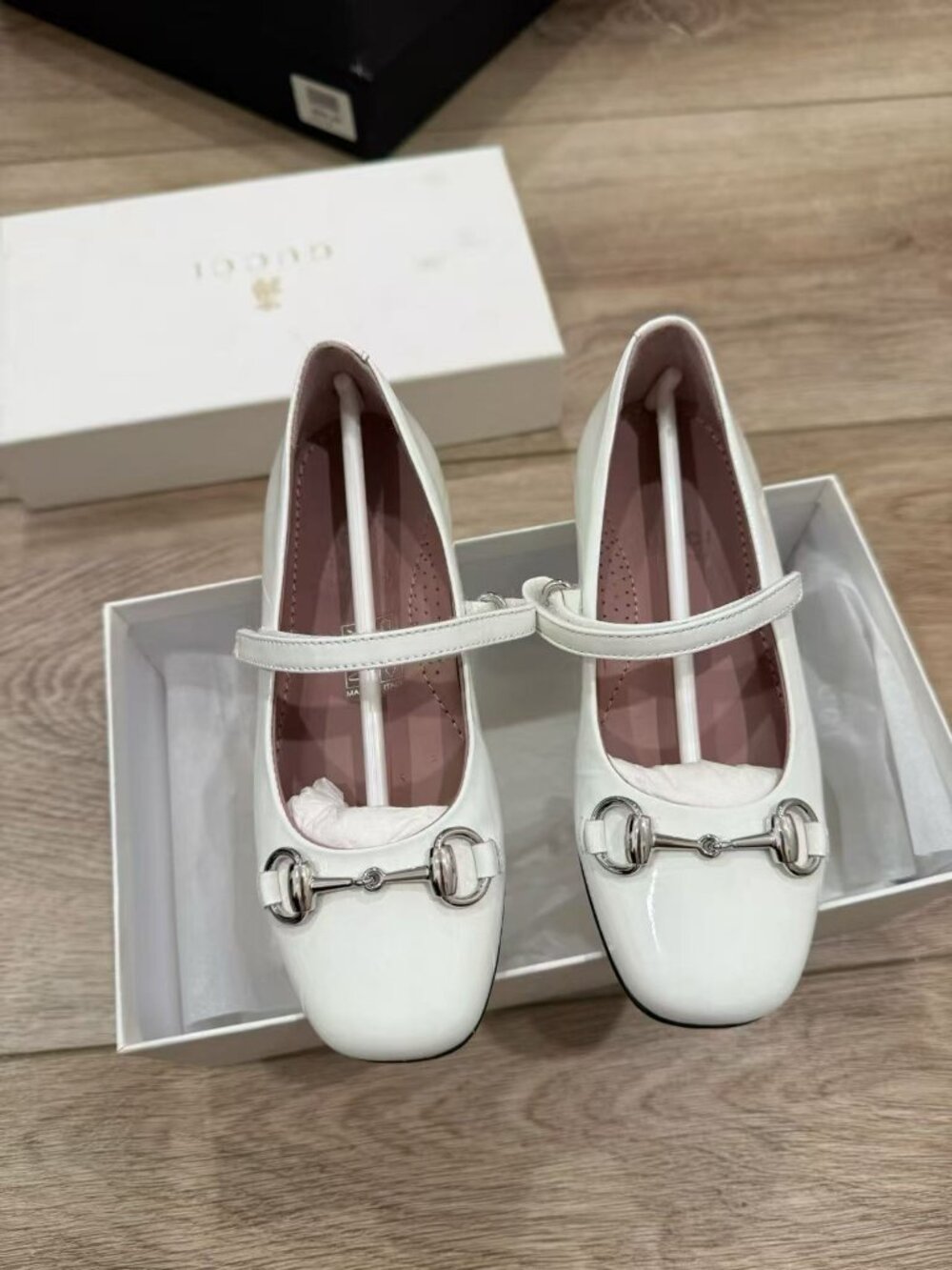 NIB Authentic Gucci Kids Patent Leather Mary Jane Flats